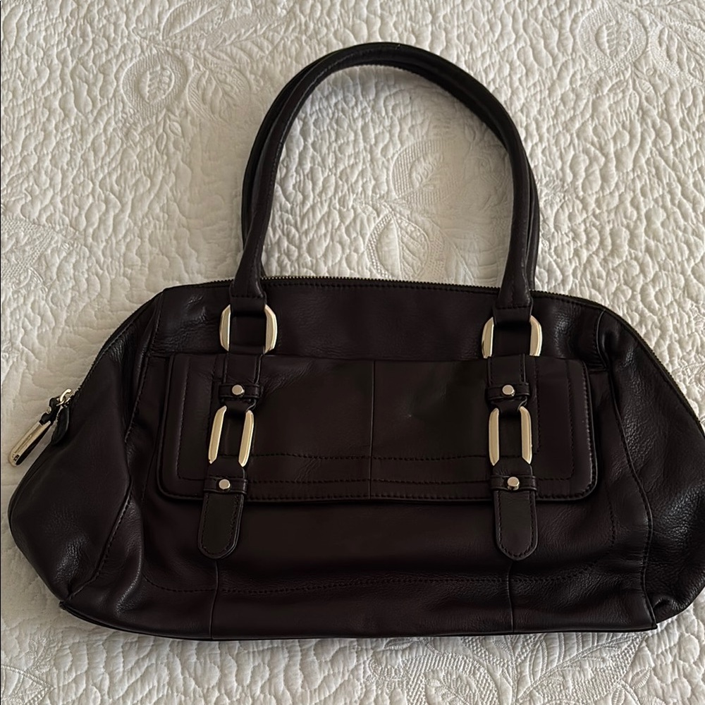 B Makowsky Elegant Black Leather Handbag
